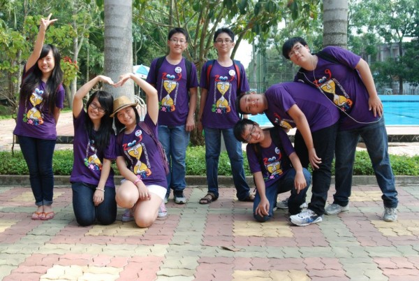 Dịch vụ in áo thun đồng phục học sinh, giáo viên